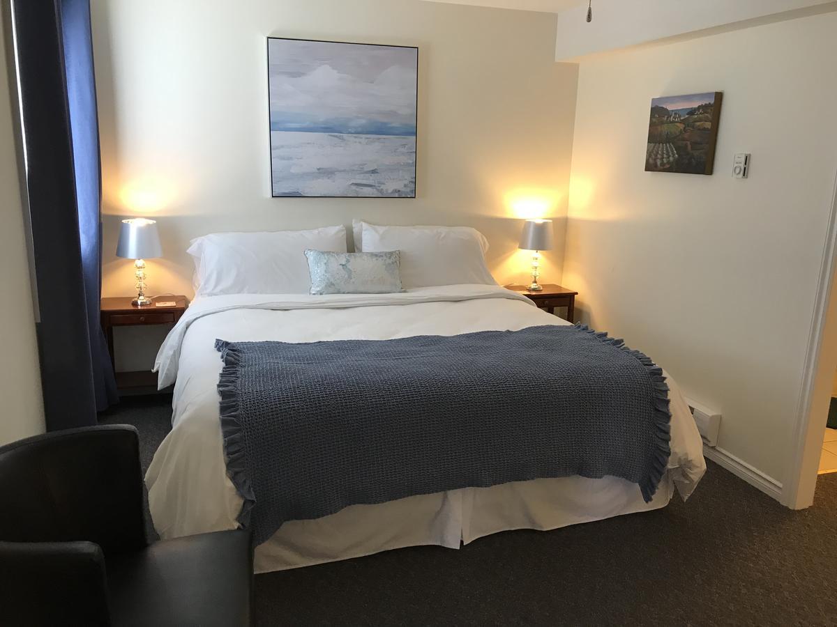 Acker Vacation Rentals Kelowna Esterno foto